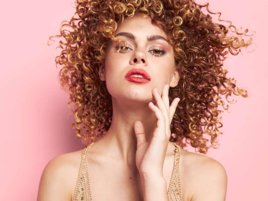 Teoría del color aplicada al maquillaje Teoría del color aplicada al maquillaje
