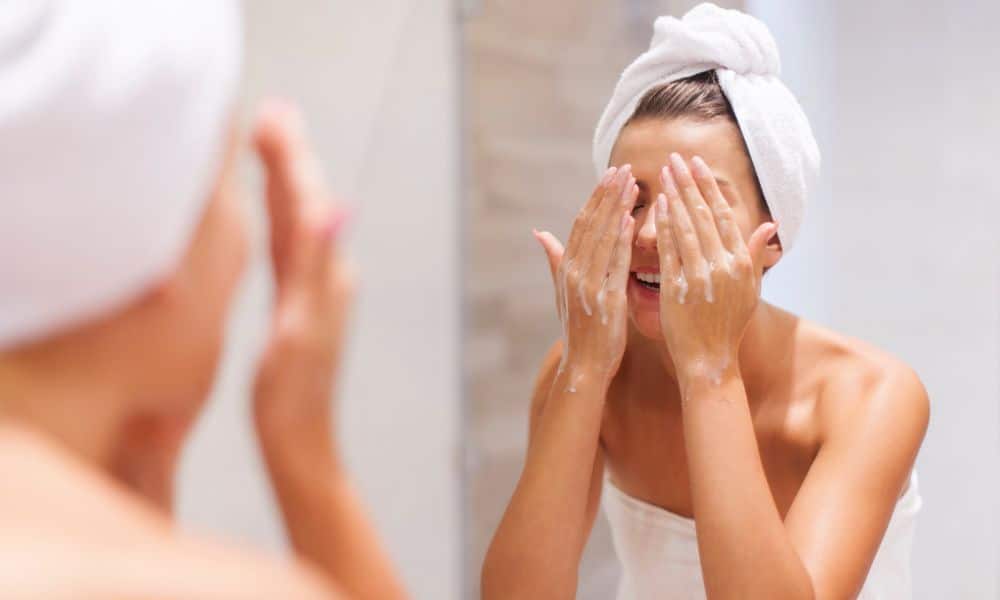 Rutina de limpieza facial